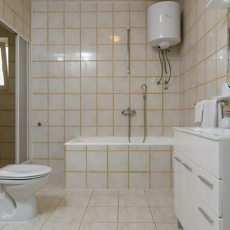 Vengo Διαμέρισμα Τρογκίρ