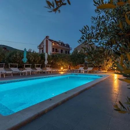 Apartment Vengo *