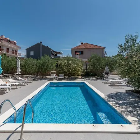 Vengo Trogir