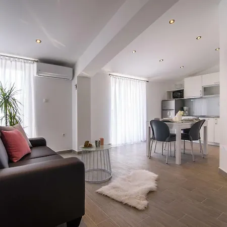 Vengo Apartment